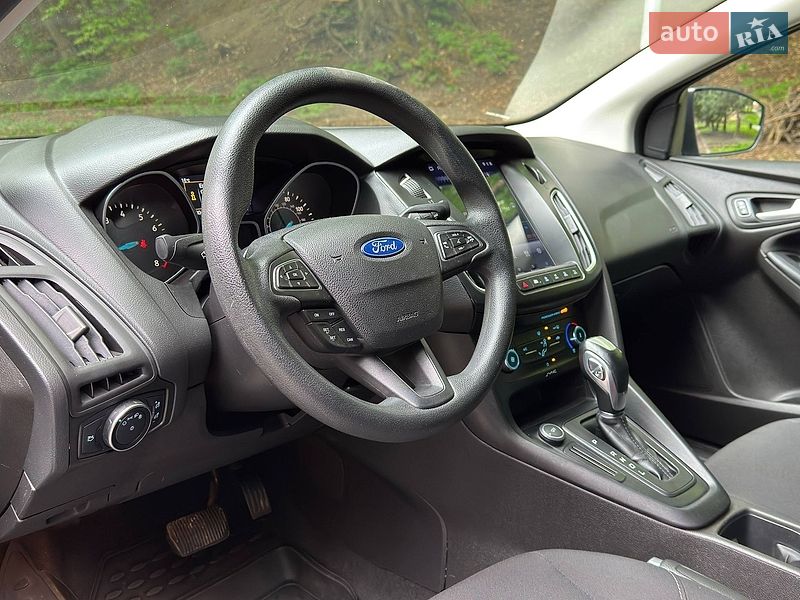Седан Ford Focus 2016 в Львове