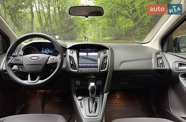 Седан Ford Focus 2016 в Львове