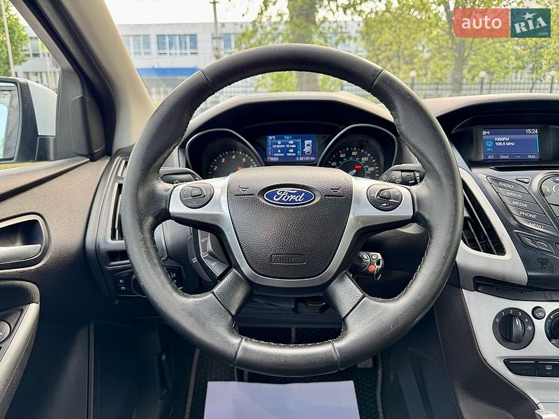Седан Ford Focus 2014 в Киеве