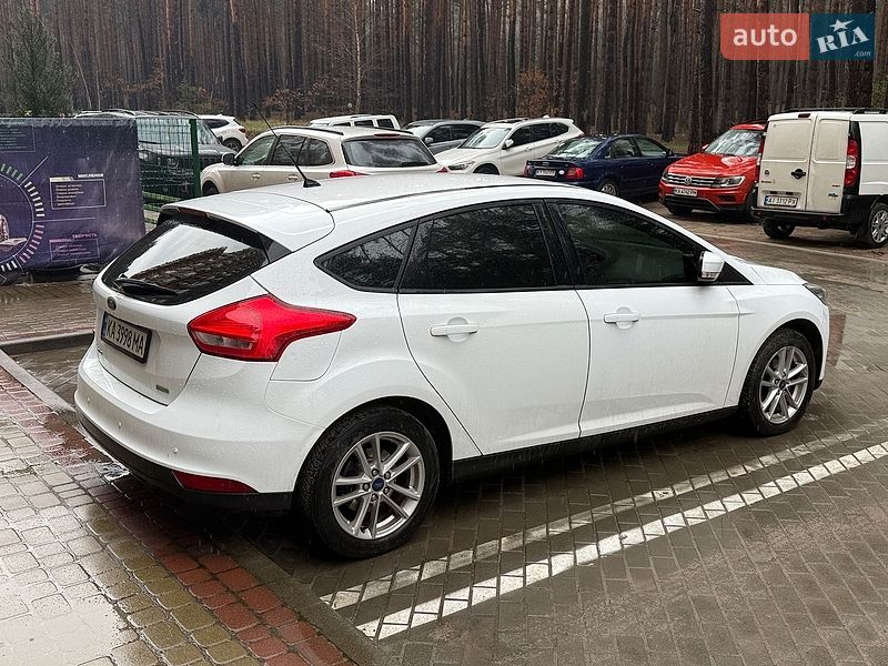 Хэтчбек Ford Focus 2016 в Ирпене
