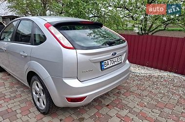 Хетчбек Ford Focus 2010 в Новомиргороді