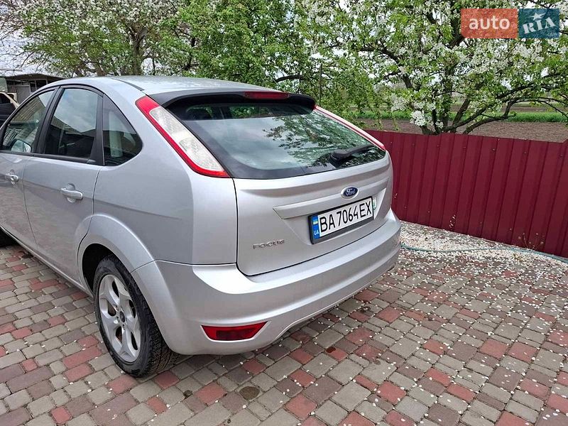 Хетчбек Ford Focus 2010 в Новомиргороді