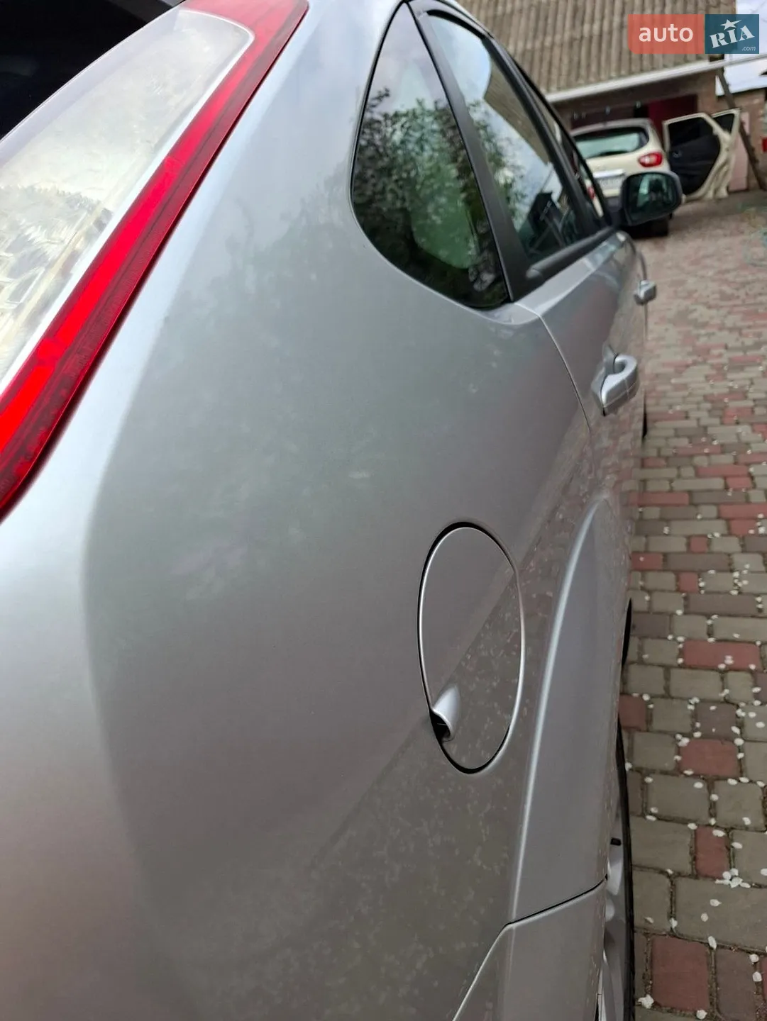 2010 Ford Focus - мініатюра 25