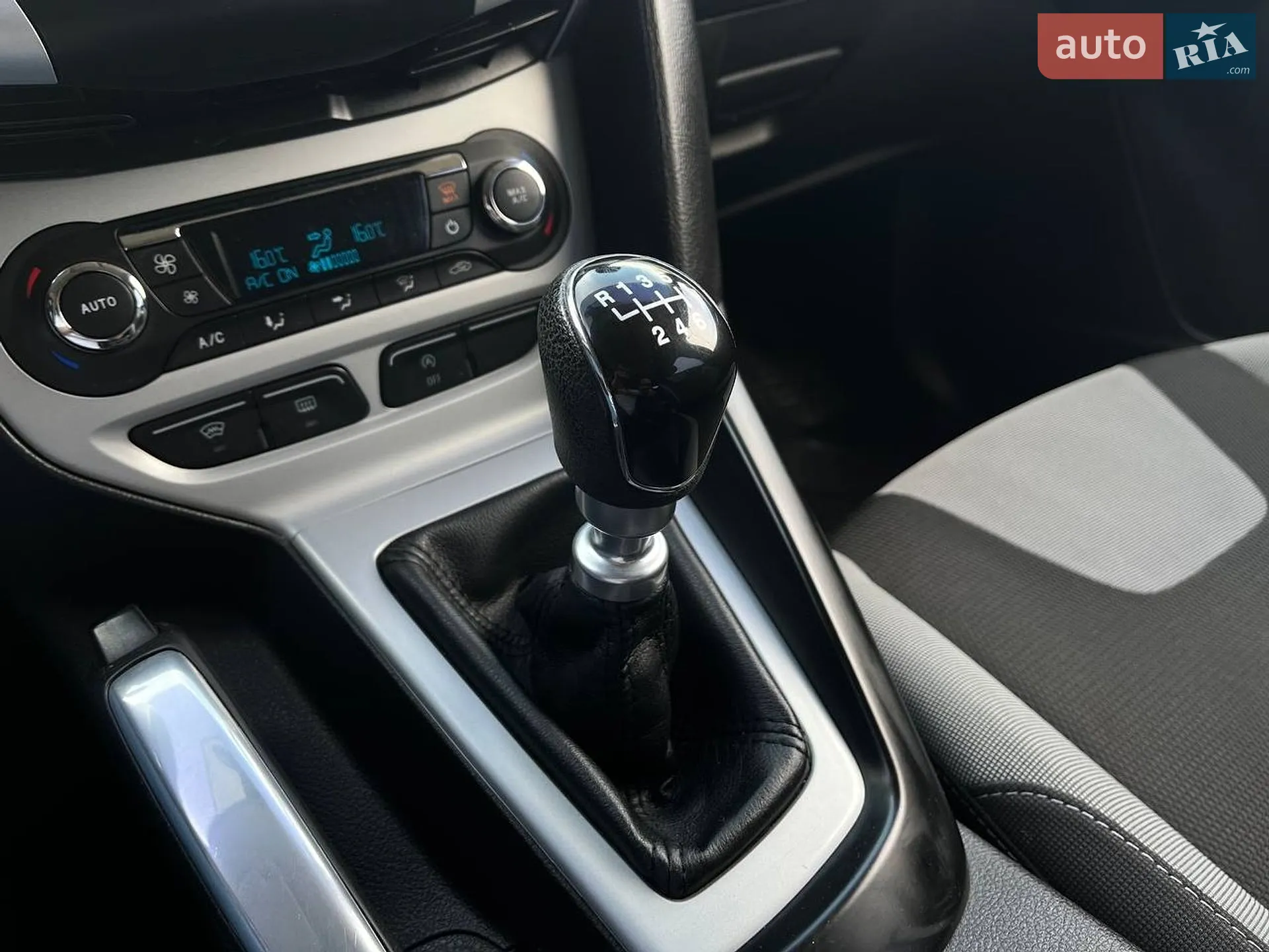 2013 Ford Focus - мініатюра 26