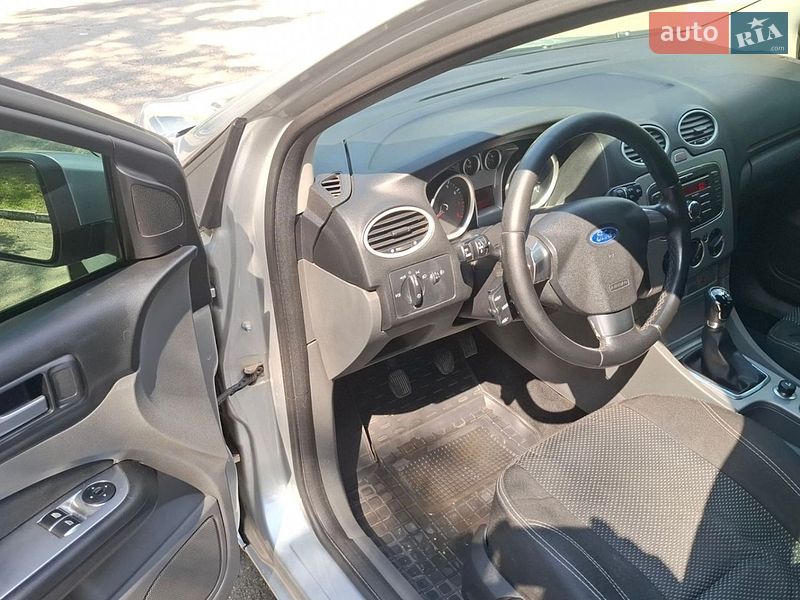 Седан Ford Focus 2010 в Запорожье