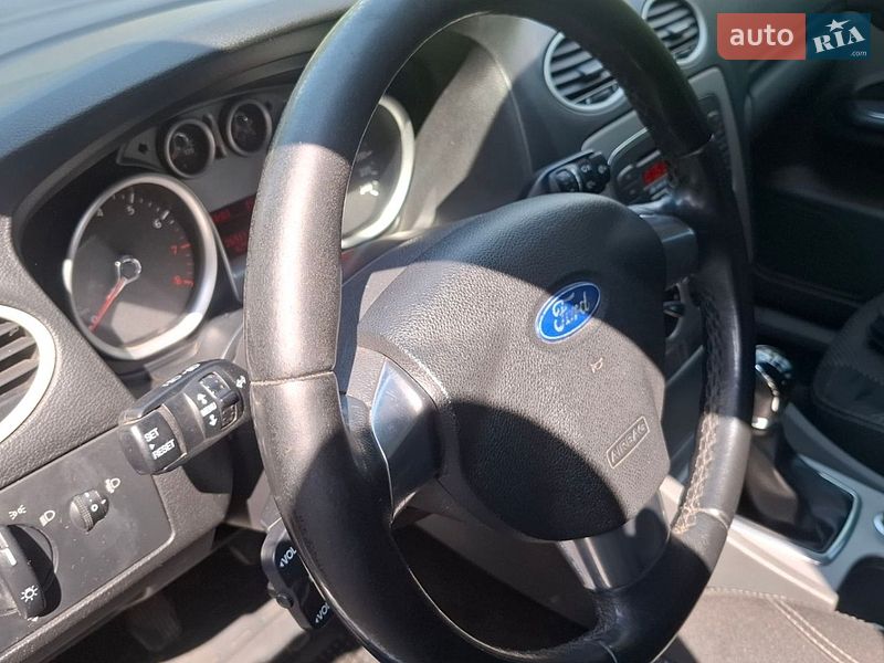 Седан Ford Focus 2010 в Запорожье