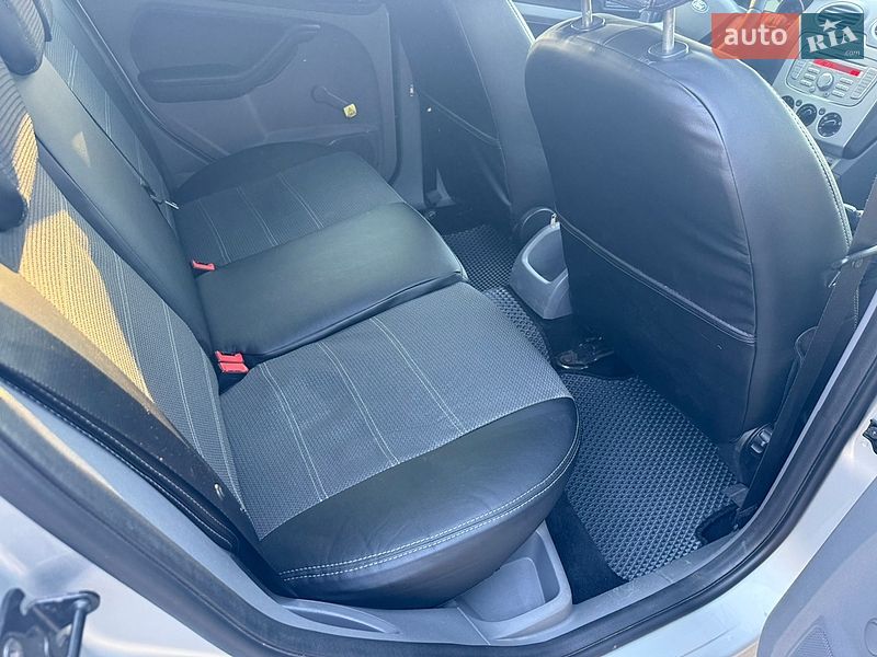 Универсал Ford Focus 2008 в Сумах
