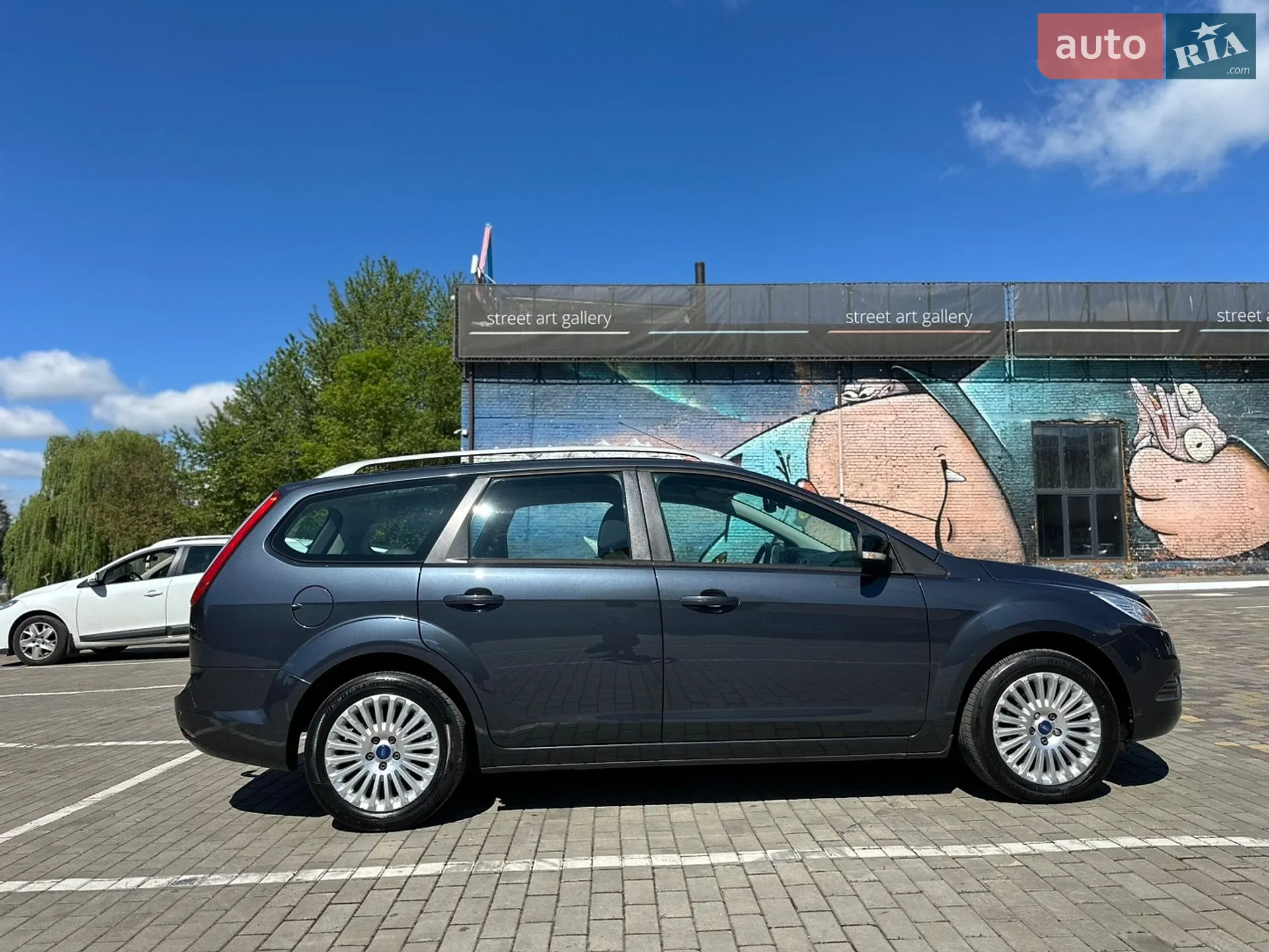 2010 Ford Focus - мініатюра 4
