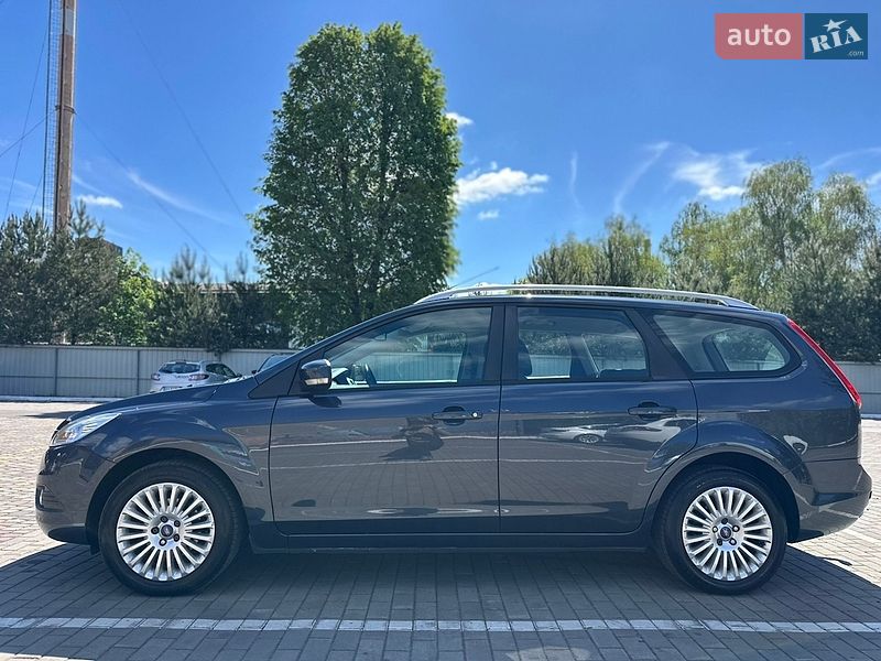 Универсал Ford Focus 2010 в Луцке