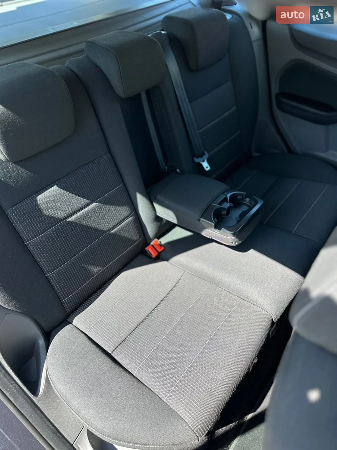 2010 Ford Focus - мініатюра 41
