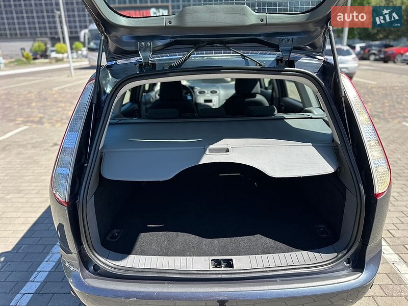 Универсал Ford Focus 2010 в Луцке