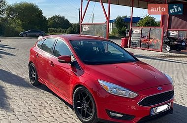 Хэтчбек Ford Focus 2015 в Черновцах