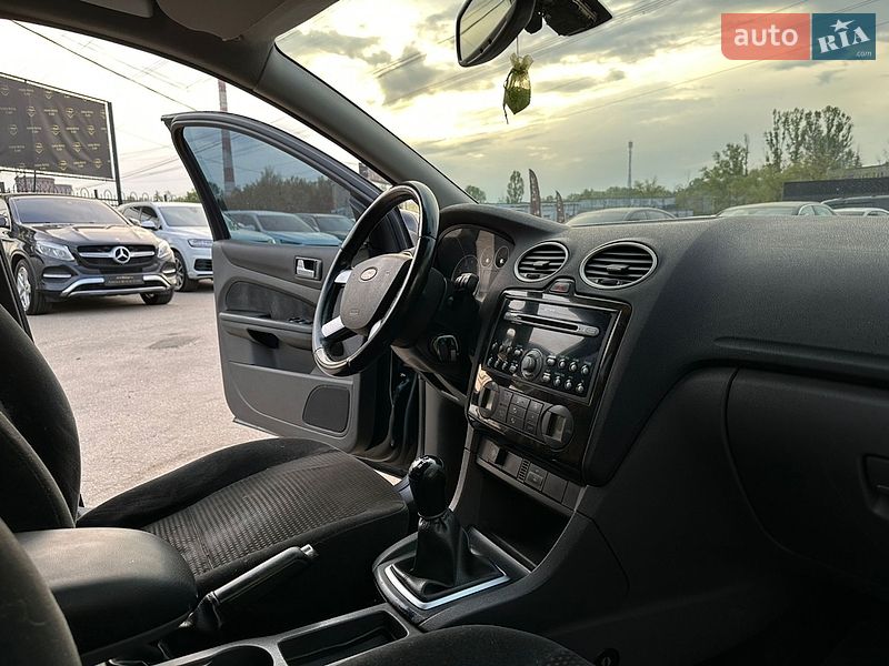 Хэтчбек Ford Focus 2006 в Харькове