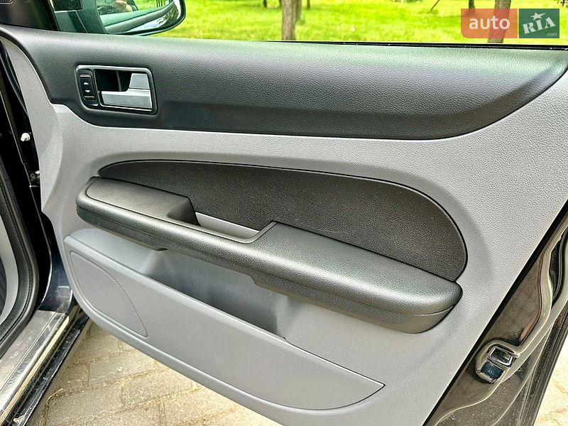 Універсал Ford Focus 2009 в Дрогобичі