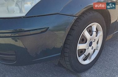 Седан Ford Focus 2004 в Лозовой