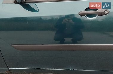 Седан Ford Focus 2004 в Лозовой