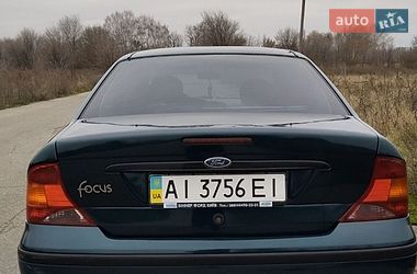 Седан Ford Focus 2004 в Лозовой
