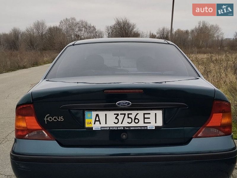Седан Ford Focus 2004 в Лозовой