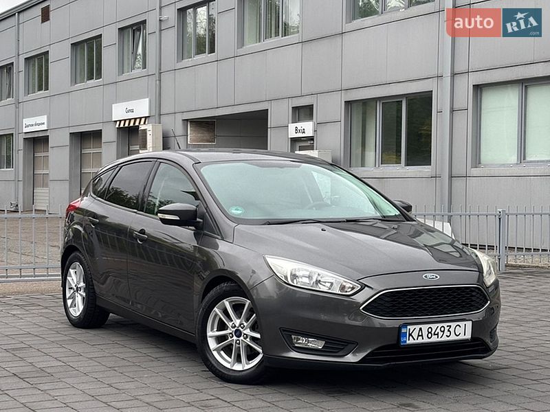 Хэтчбек Ford Focus 2015 в Днепре