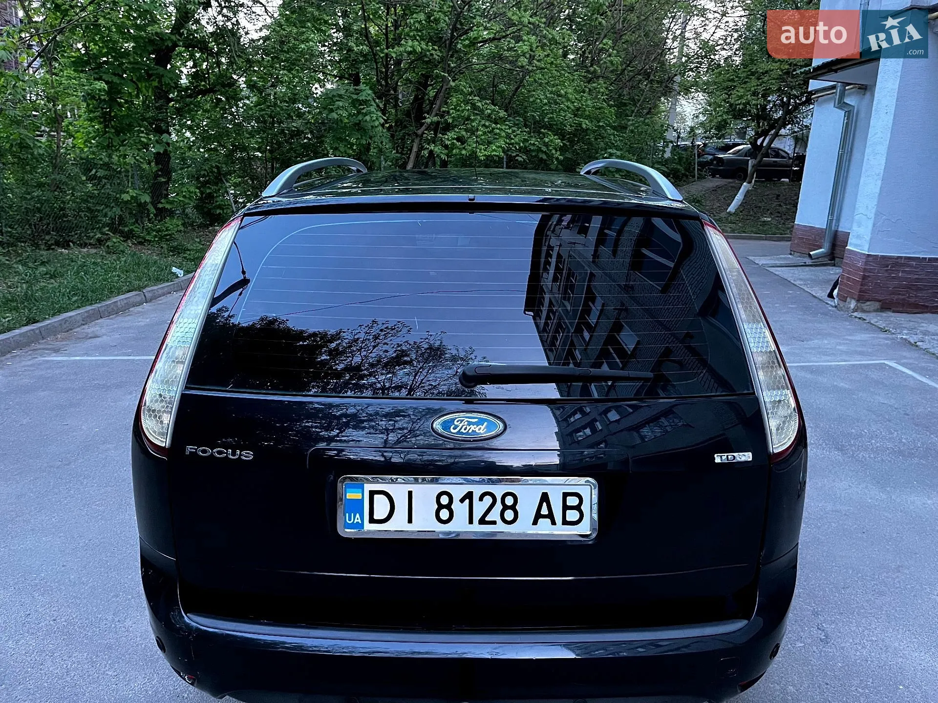 2010 Ford Focus - мініатюра 13