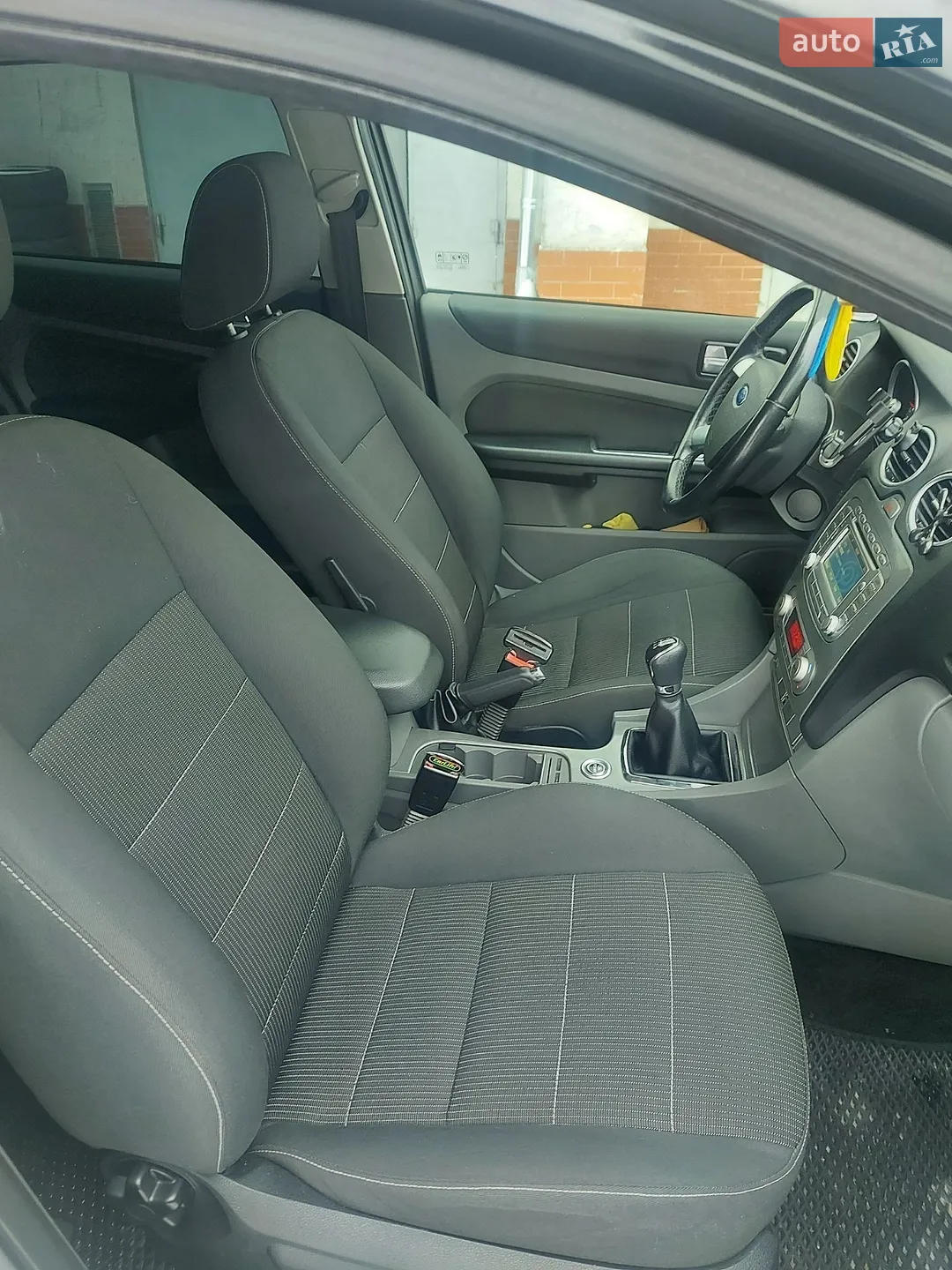 2010 Ford Focus - мініатюра 20