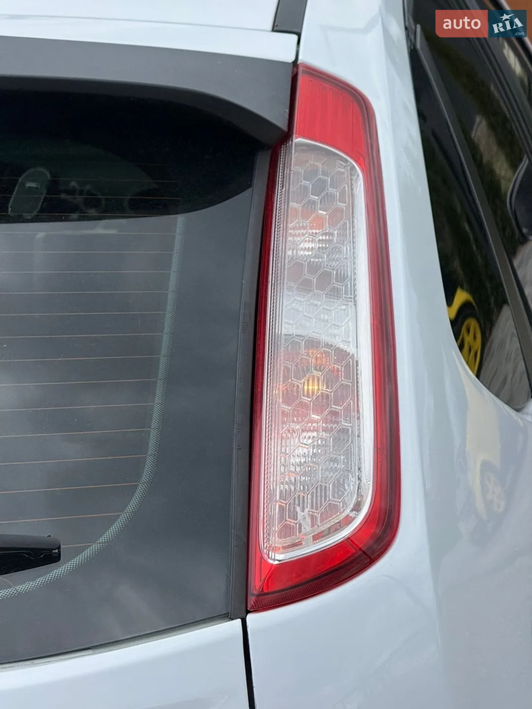 2011 Ford Focus - мініатюра 20
