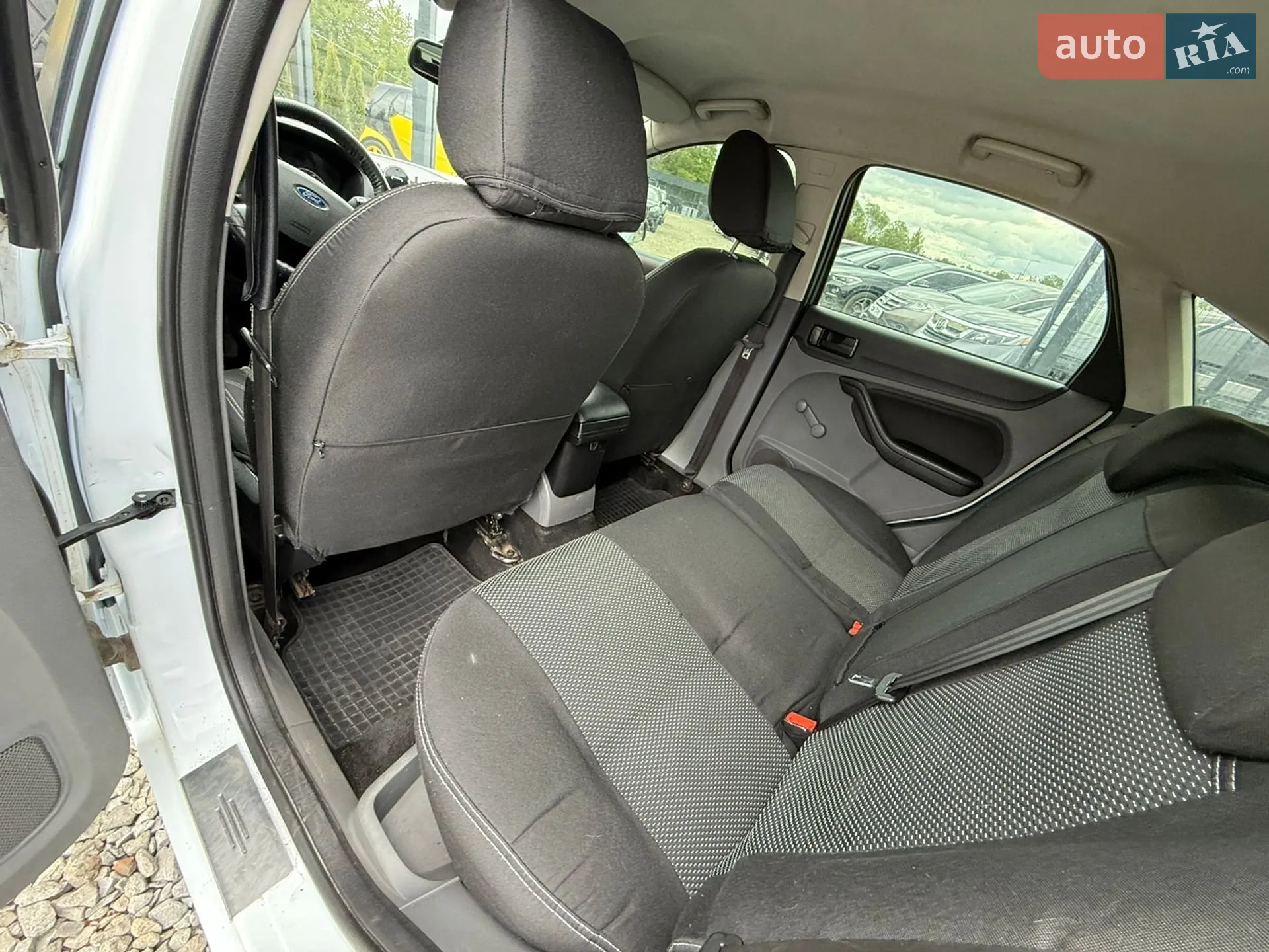 2011 Ford Focus - мініатюра 36