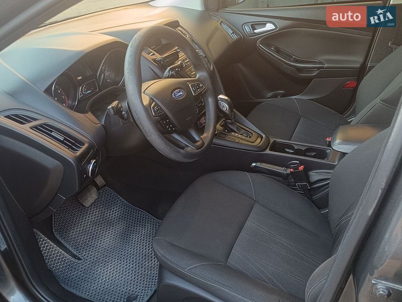 Седан Ford Focus 2015 в Бородянке