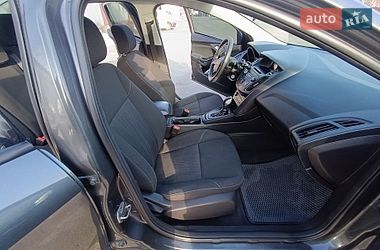 Седан Ford Focus 2015 в Бородянке