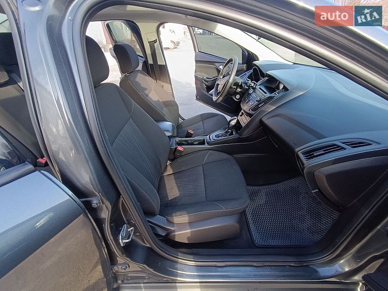Седан Ford Focus 2015 в Бородянке