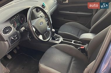 Універсал Ford Focus 2005 в Золочеві