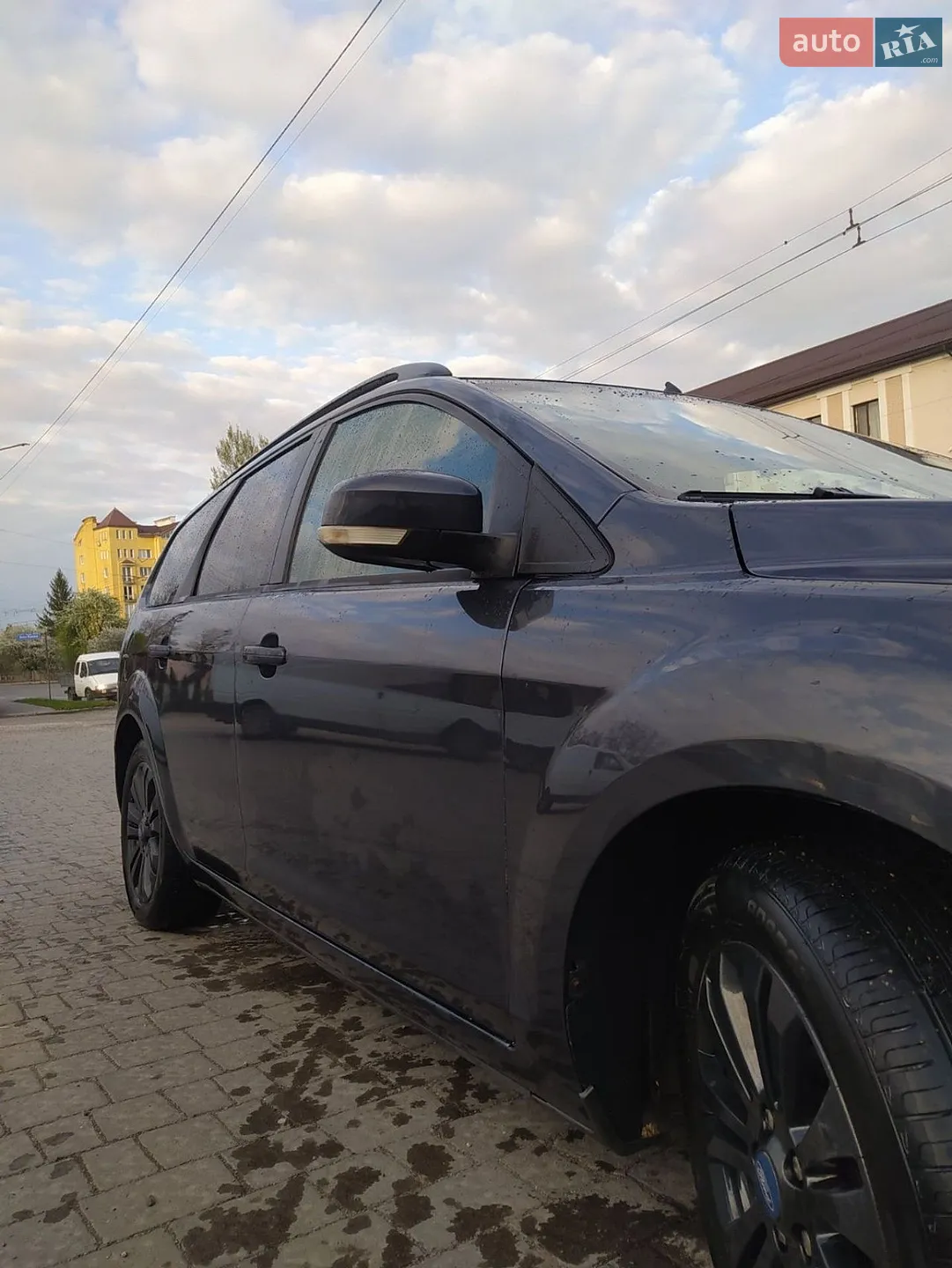 2010 Ford Focus - мініатюра 3