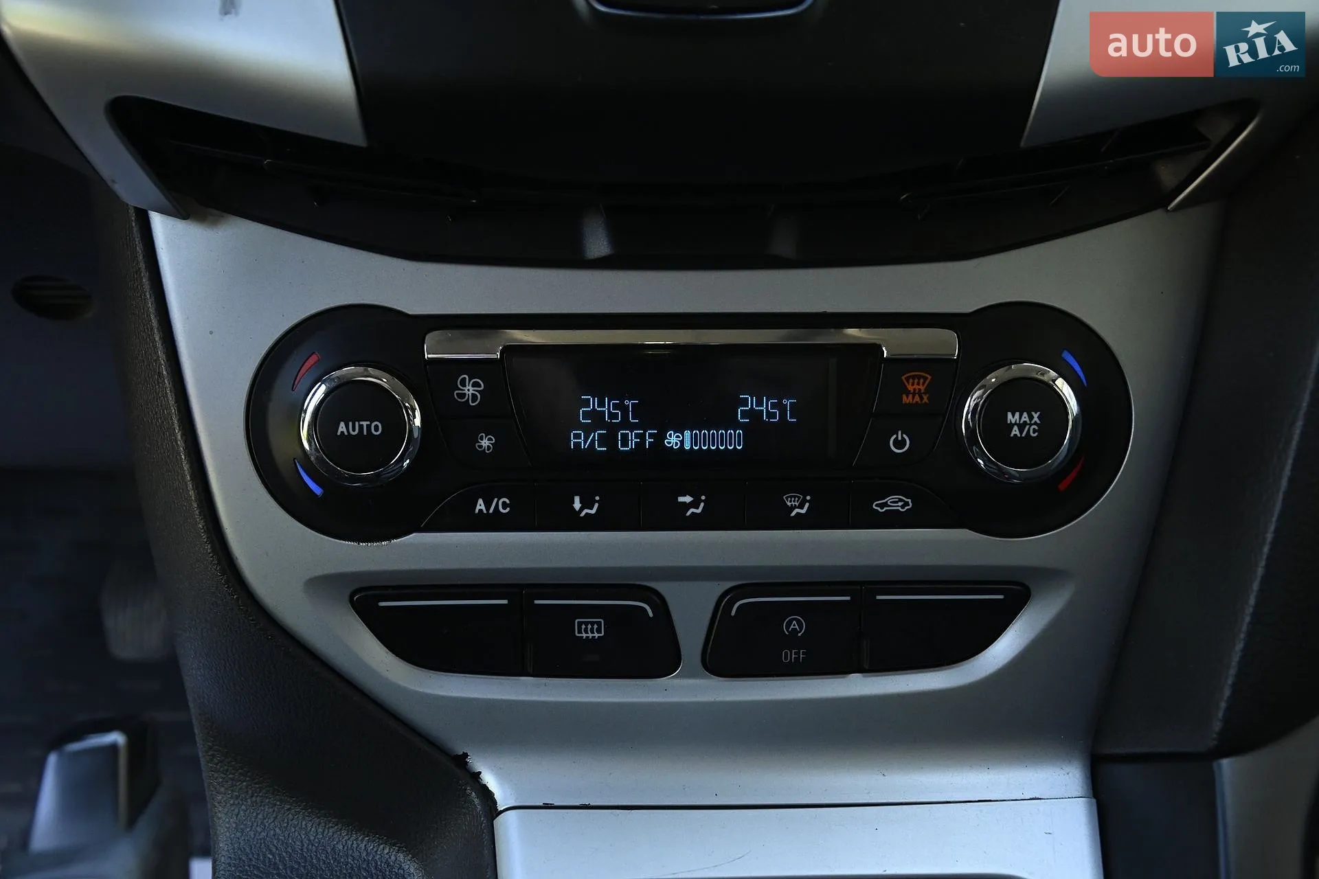 2011 Ford Focus - мініатюра 16