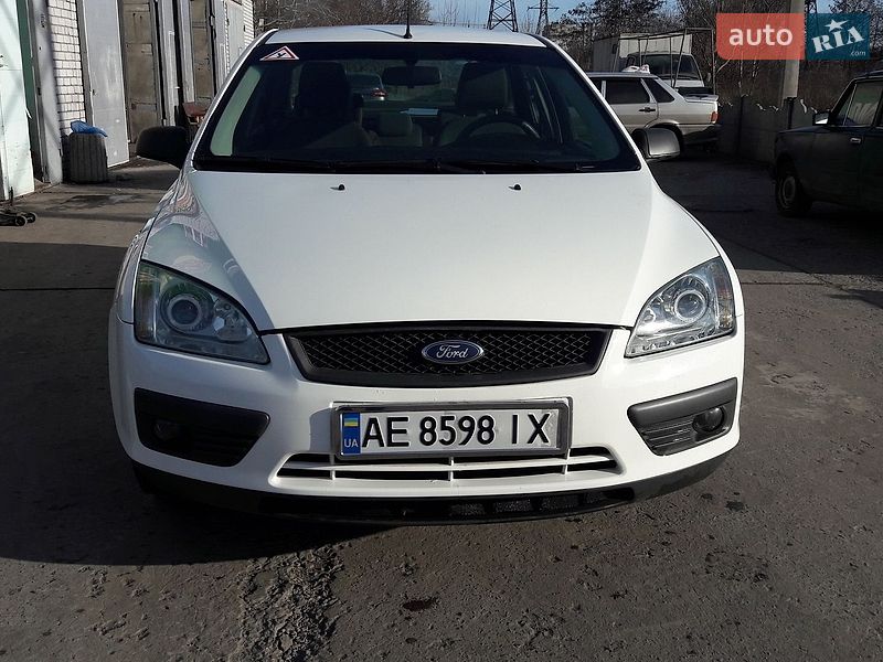 Седан Ford Focus 2006 в Каменском фото 14 Седан Ford Focus 2006 в Каменском