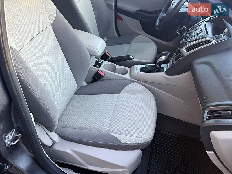 Седан Ford Focus 2011 в Ивано-Франковске