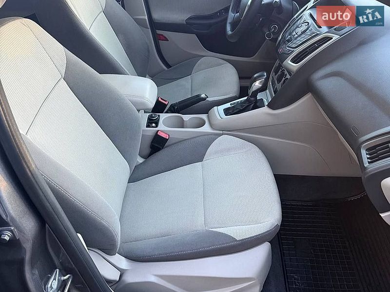 Седан Ford Focus 2011 в Ивано-Франковске