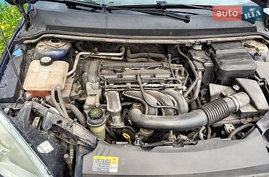 Хэтчбек Ford Focus 2006 в Чернигове