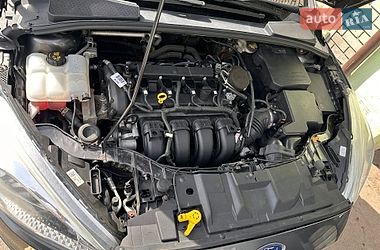 Хэтчбек Ford Focus 2015 в Киеве