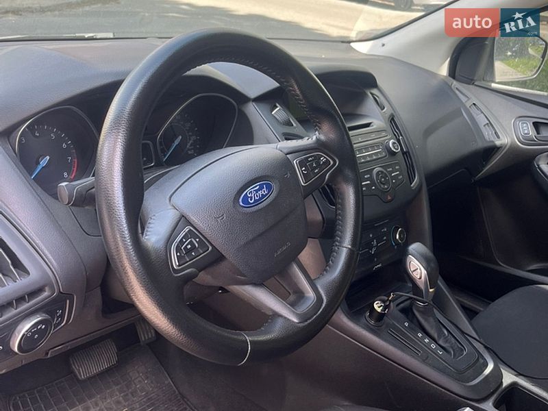 Седан Ford Focus 2015 в Киеве