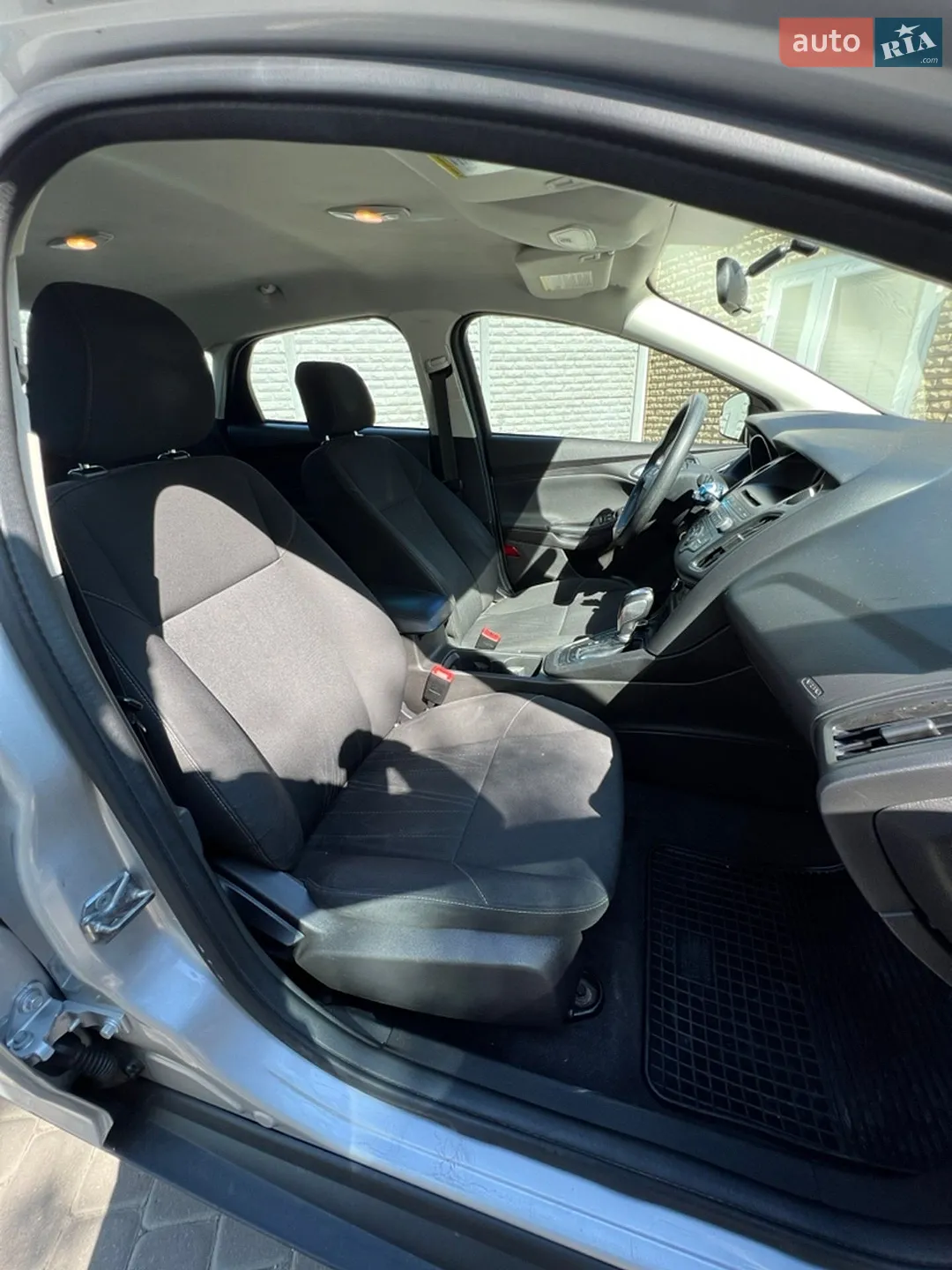 2016 Ford Focus - мініатюра 17