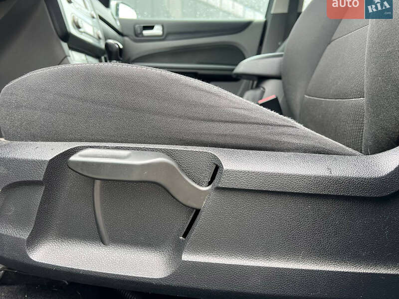 Универсал Ford Focus 2009 в Львове фото 40 Универсал Ford Focus 2009 в Львове