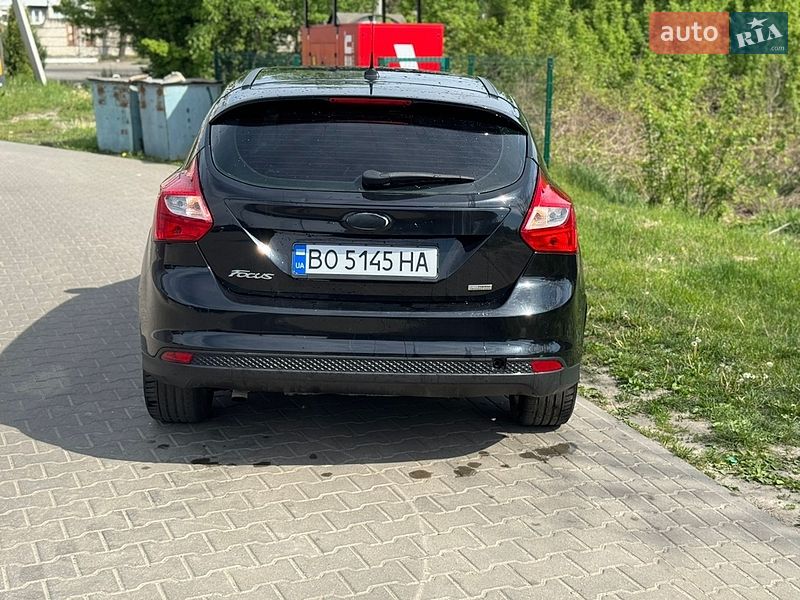 Хетчбек Ford Focus 2012 в Шептицькому