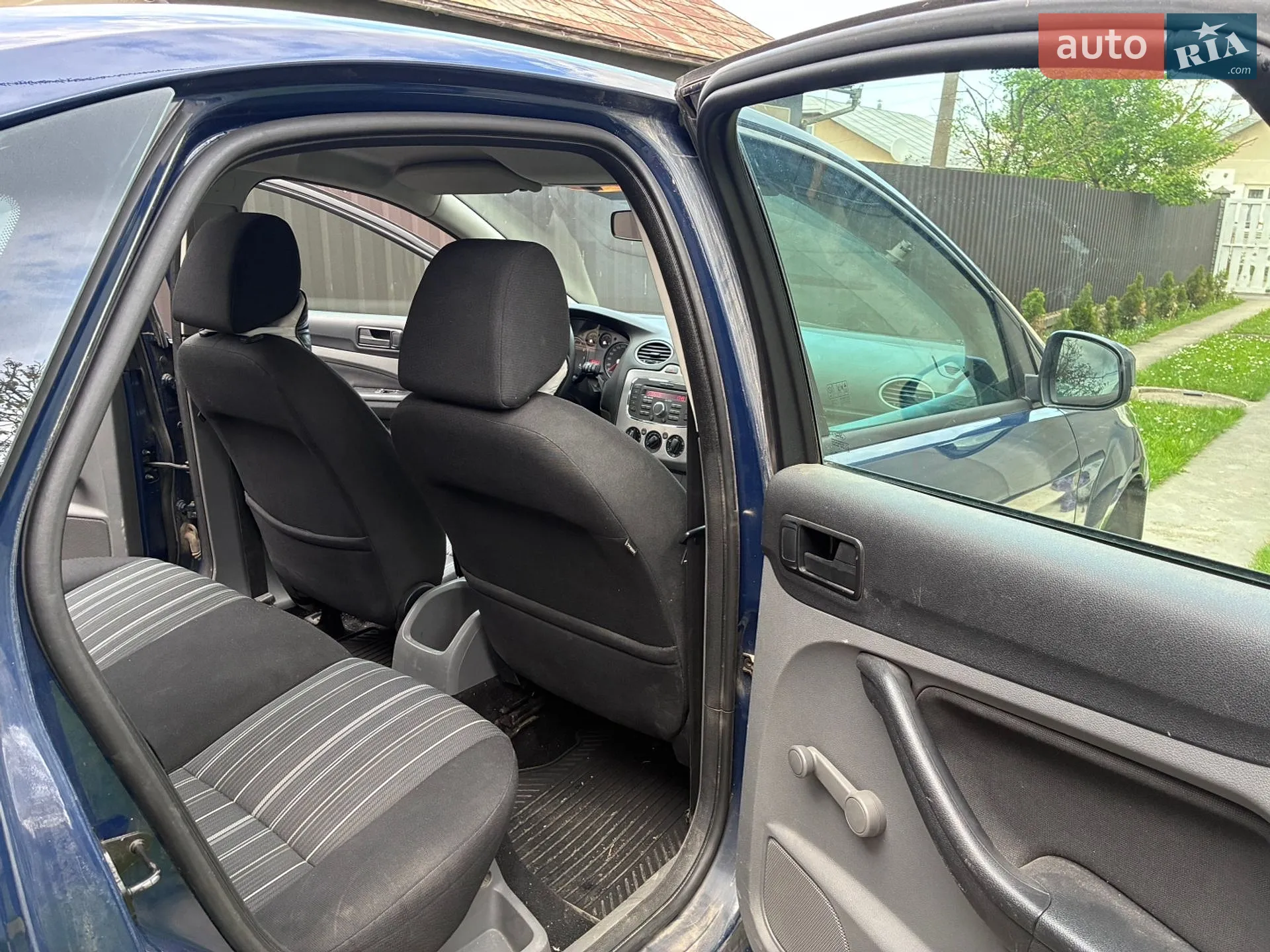 2010 Ford Focus - мініатюра 14