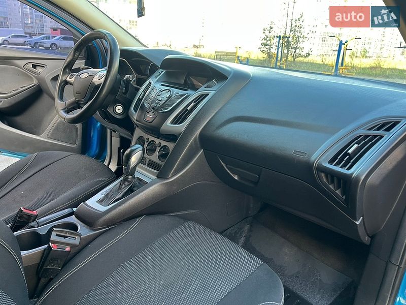 Хэтчбек Ford Focus 2011 в Чернигове