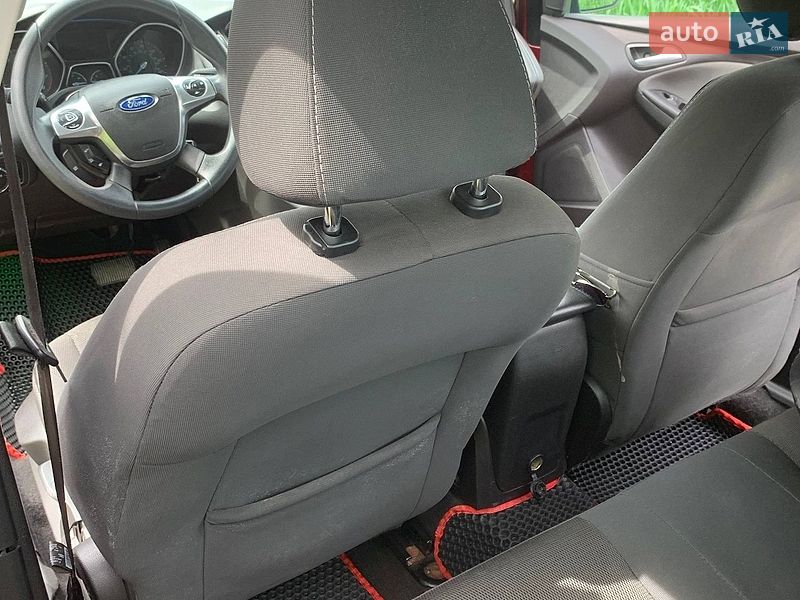 Седан Ford Focus 2014 в Яворове
