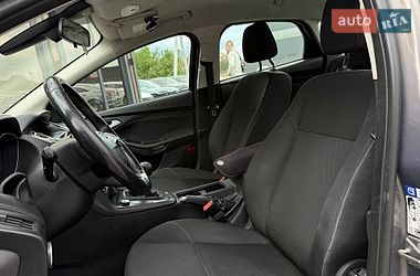 Седан Ford Focus 2015 в Львові