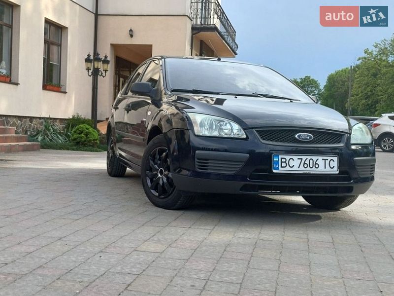 Хэтчбек Ford Focus 2006 в Стрые