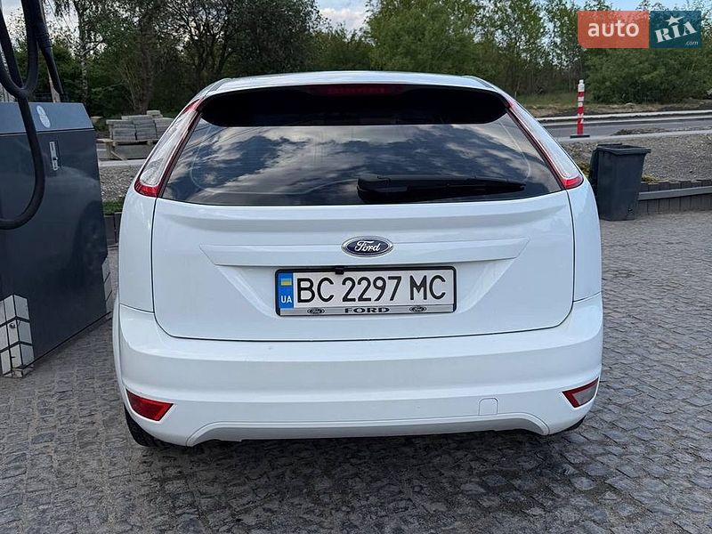Хэтчбек Ford Focus 2010 в Львове