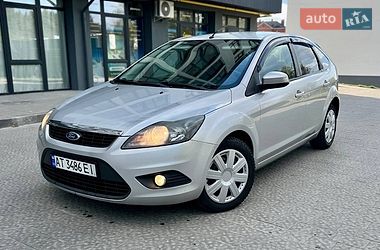 Хетчбек Ford Focus 2008 в Новояворівську