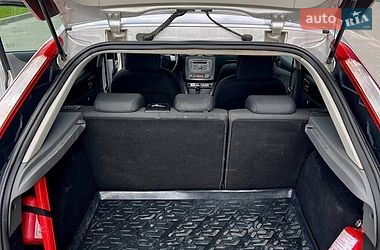 Хетчбек Ford Focus 2008 в Новояворівську